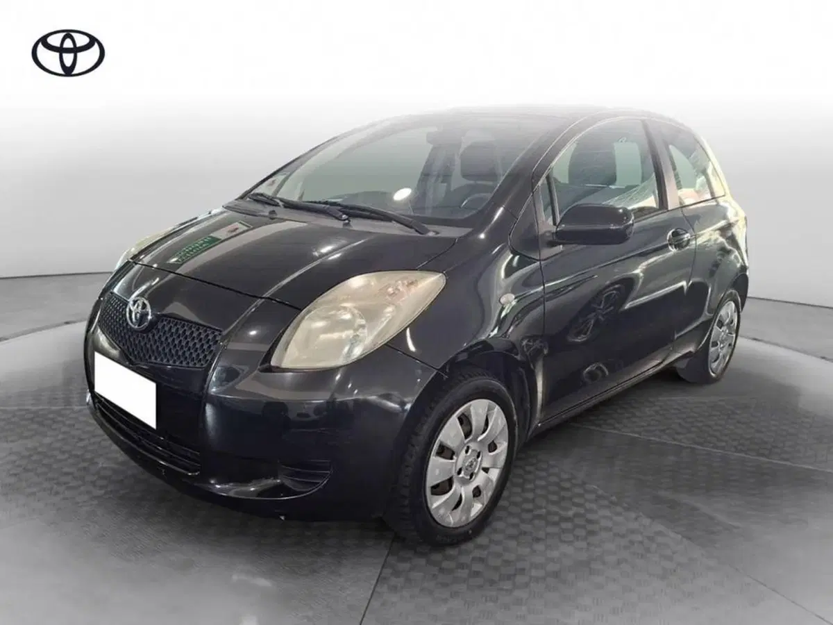 Toyota Yaris usata a Torino