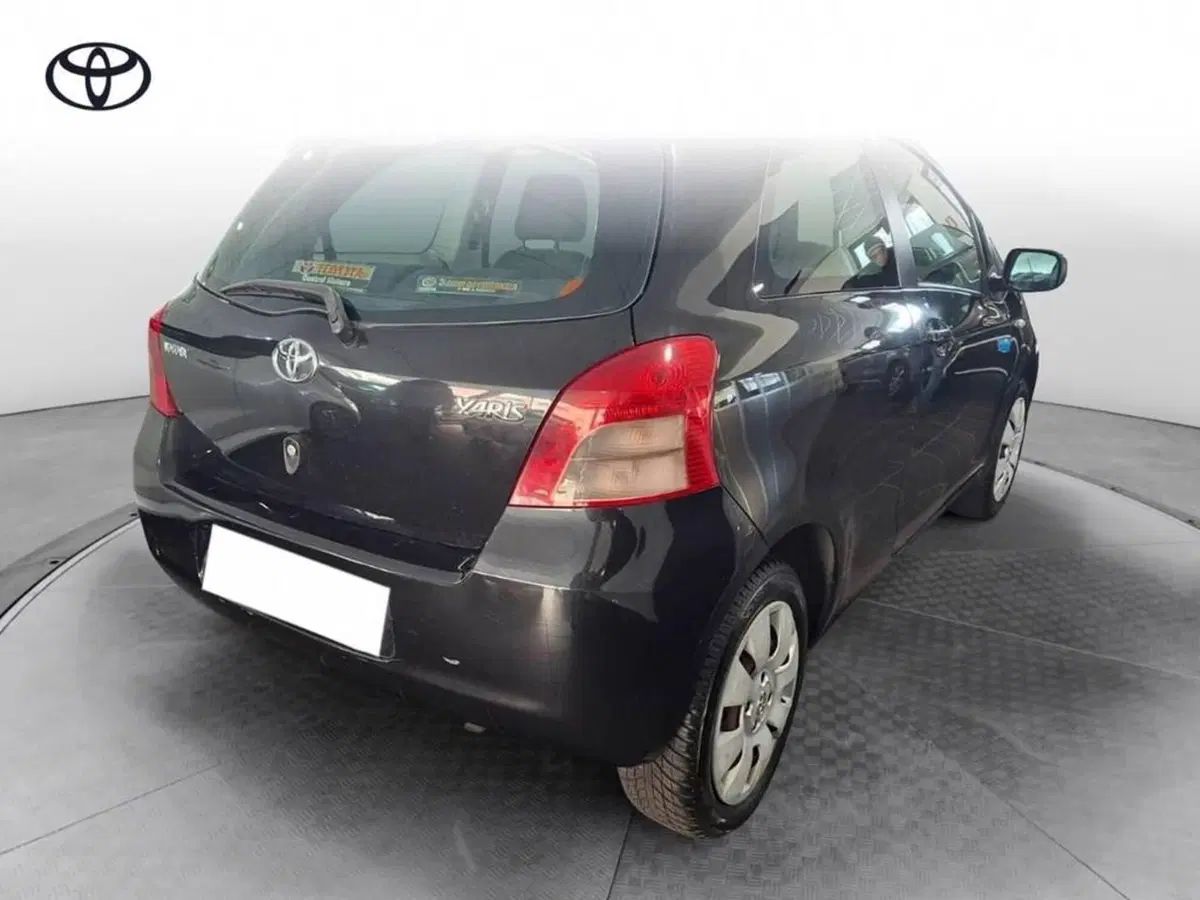 Toyota Yaris usata a Torino (4)