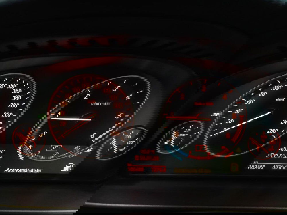 BMW Serie 5 Touring usata a Varese (12)