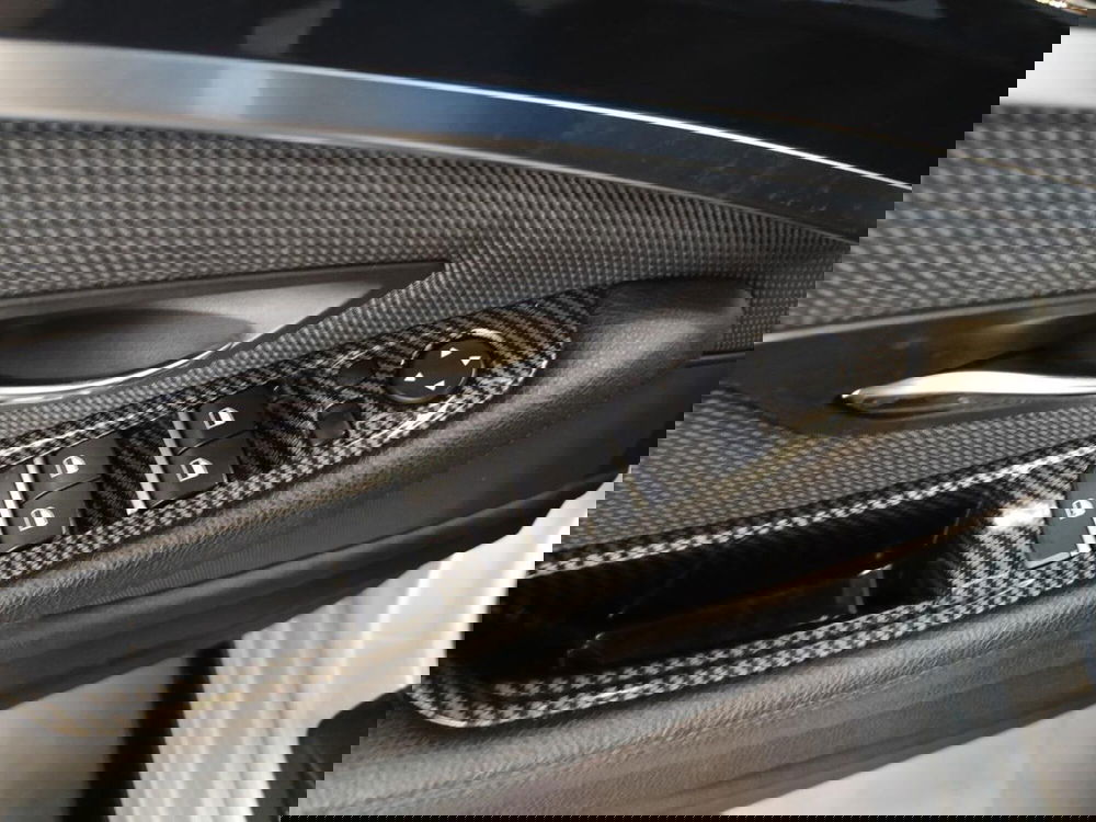 BMW Serie 5 Touring usata a Varese (16)