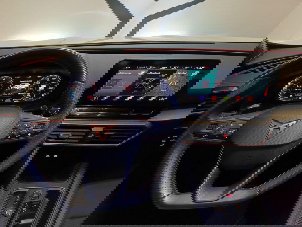 Cupra Formentor usata a Varese (11)