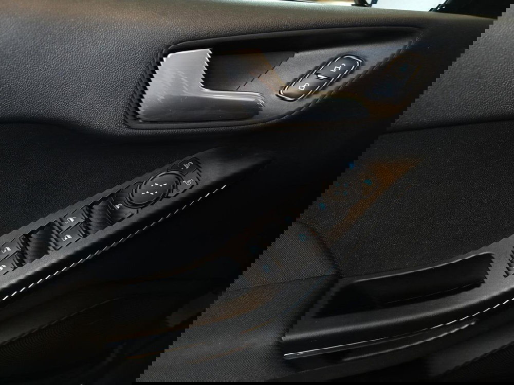 Ford Fiesta usata a Varese (15)