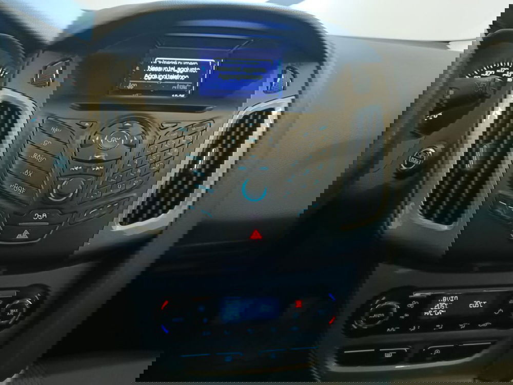 Ford Focus Station Wagon usata a Varese (13)