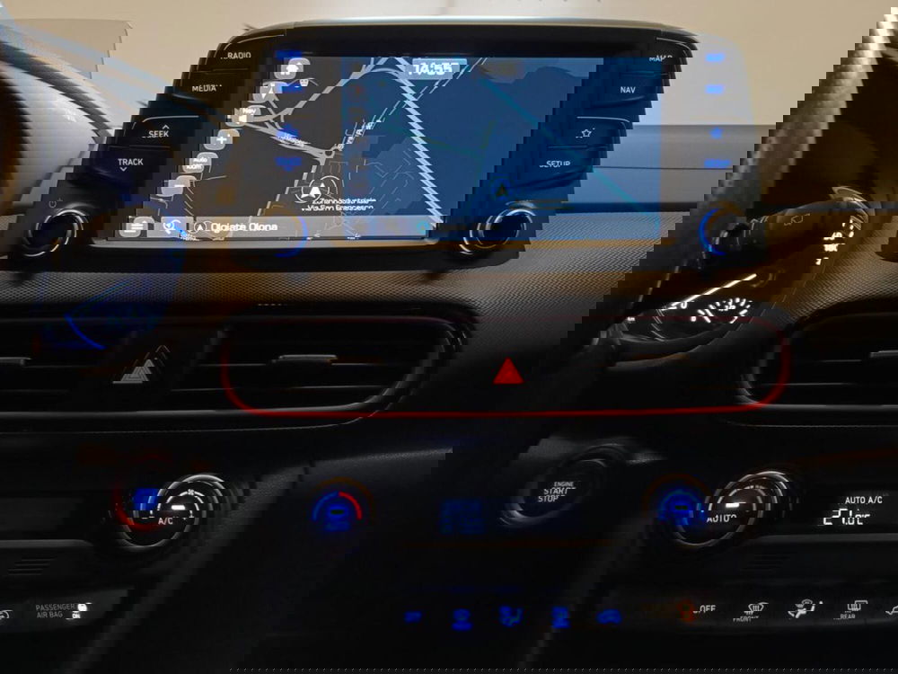 Hyundai Kona usata a Varese (13)