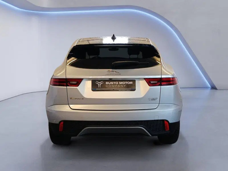 Jaguar E-Pace usata a Varese (5)