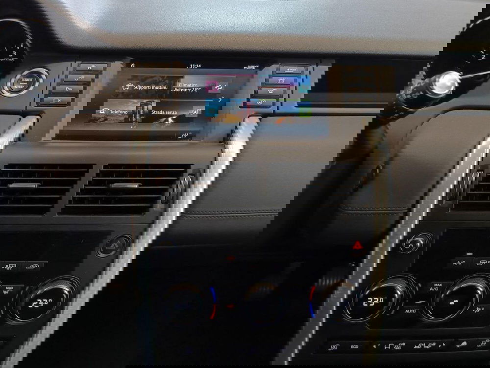 Land Rover Discovery Sport usata a Varese (13)