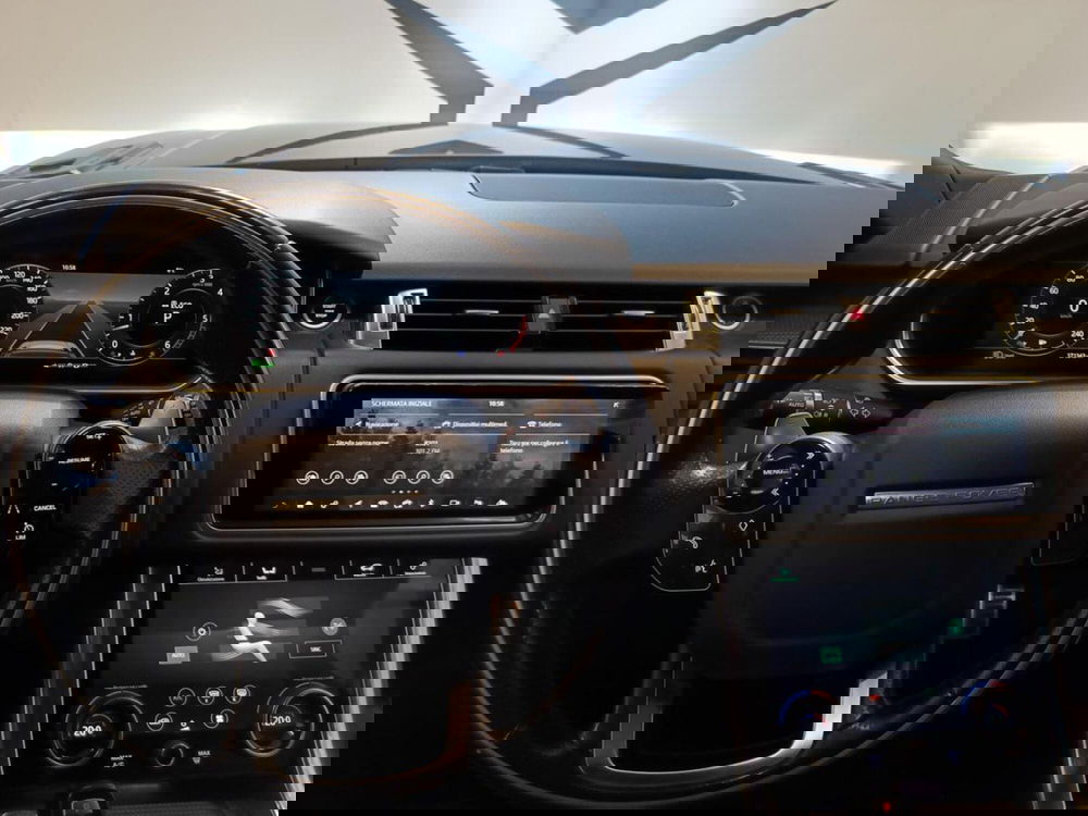 Land Rover Range Rover Sport usata a Varese (11)