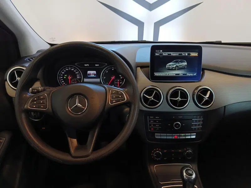 Mercedes-Benz Classe B usata a Varese (11)