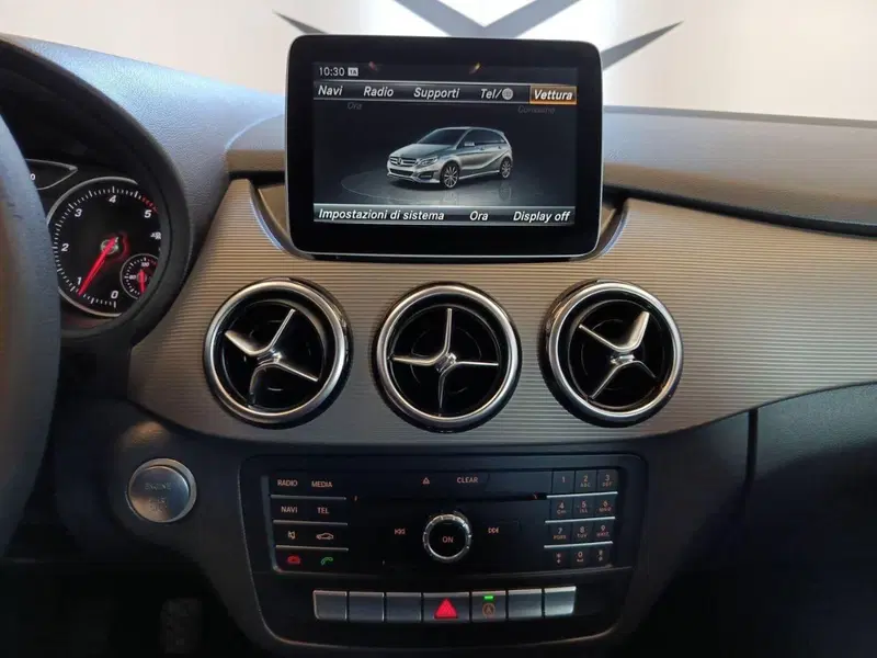 Mercedes-Benz Classe B usata a Varese (13)