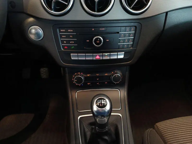 Mercedes-Benz Classe B usata a Varese (14)