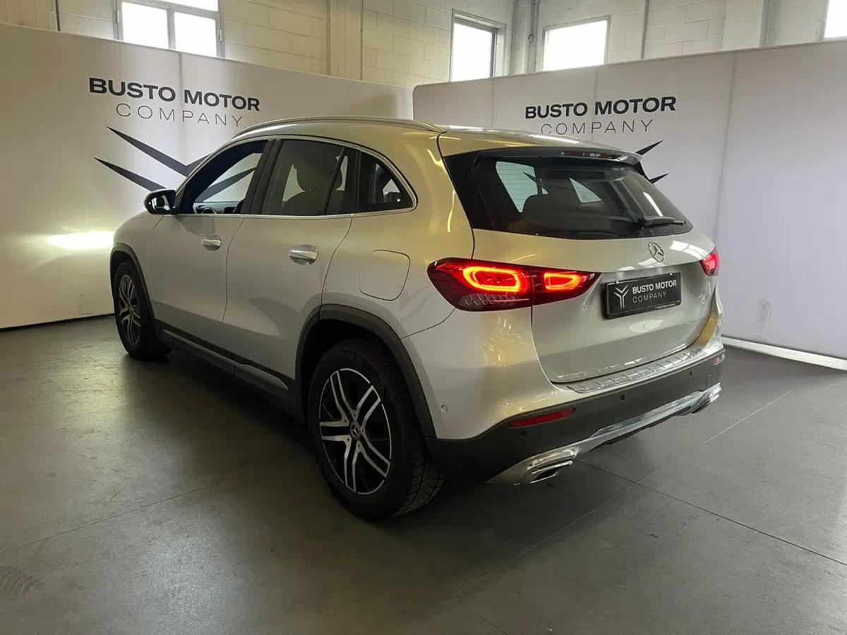 Mercedes-Benz GLA SUV usata a Varese (4)
