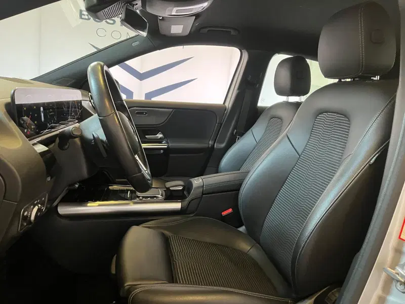 Mercedes-Benz GLA SUV usata a Varese (8)