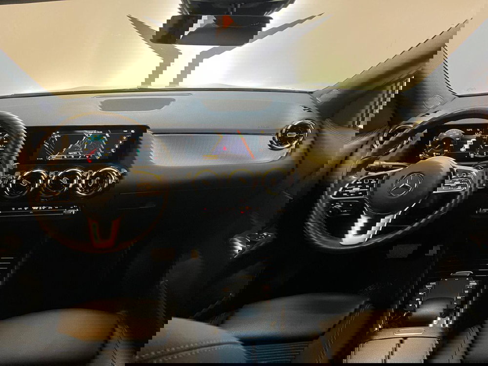 Mercedes-Benz GLA SUV usata a Varese (9)