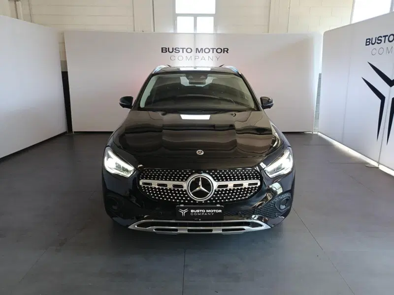 Mercedes-Benz GLA SUV usata a Varese (2)