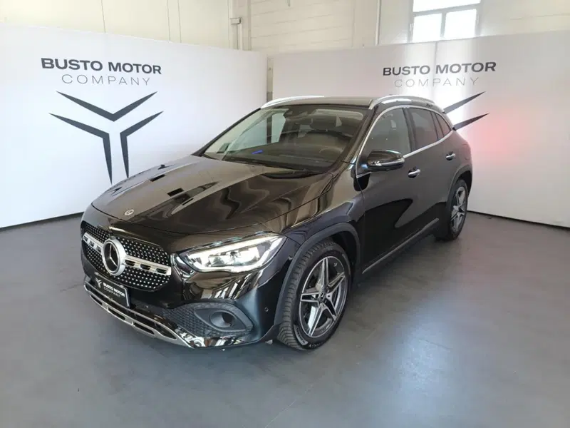 Mercedes-Benz GLA SUV usata a Varese (3)