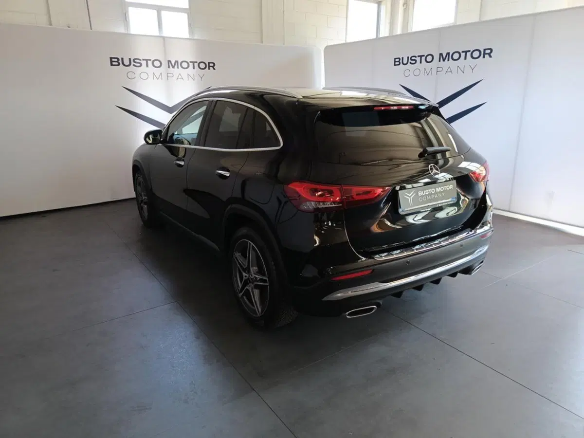 Mercedes-Benz GLA SUV usata a Varese (4)