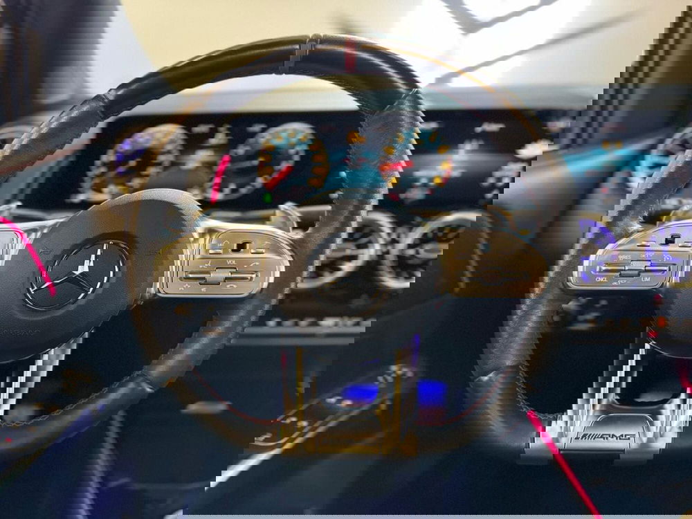 Mercedes-Benz GLB usata a Varese (12)