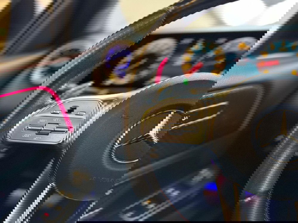 Mercedes-Benz GLB usata a Varese (13)