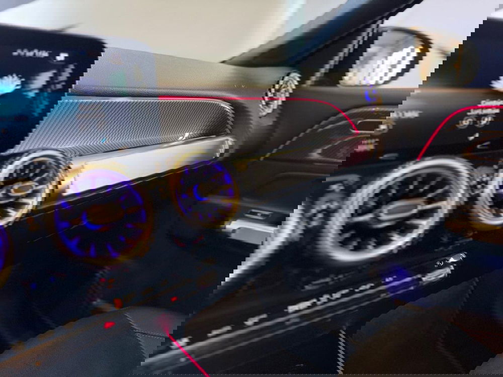 Mercedes-Benz GLB usata a Varese (18)