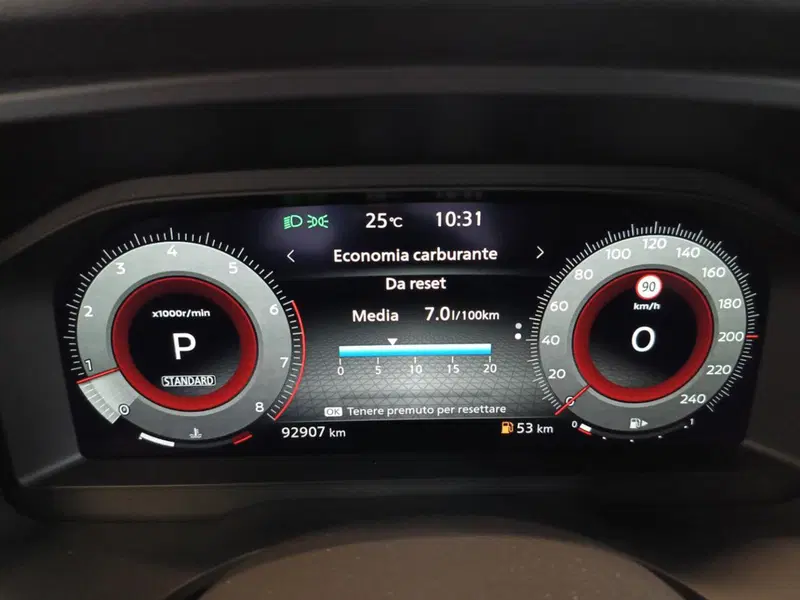 Nissan Qashqai usata a Varese (12)