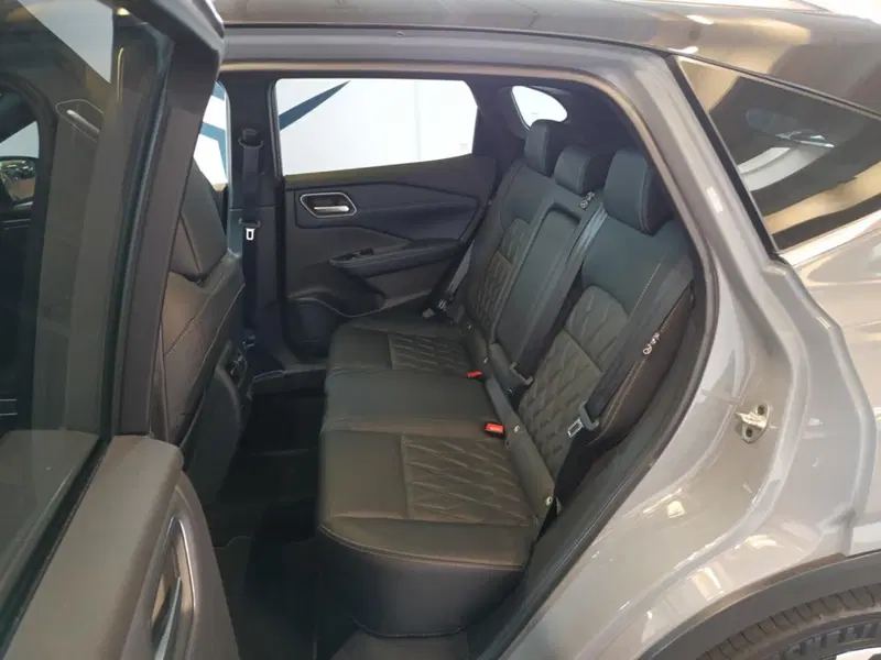 Nissan Qashqai usata a Varese (9)