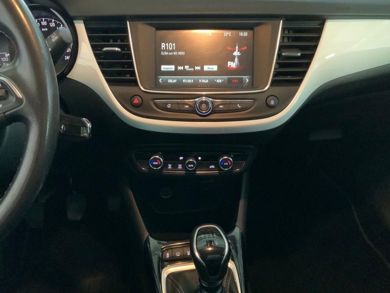 Opel Crossland usata a Varese (12)