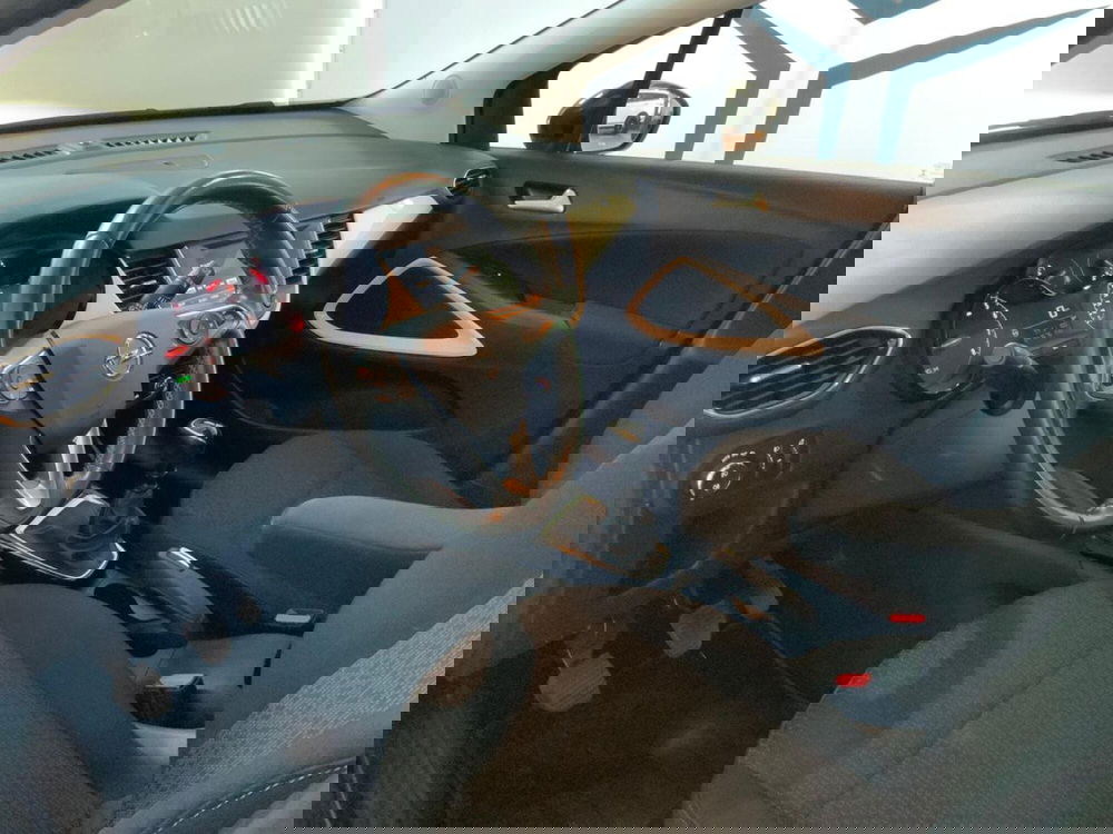 Opel Crossland usata a Varese (8)