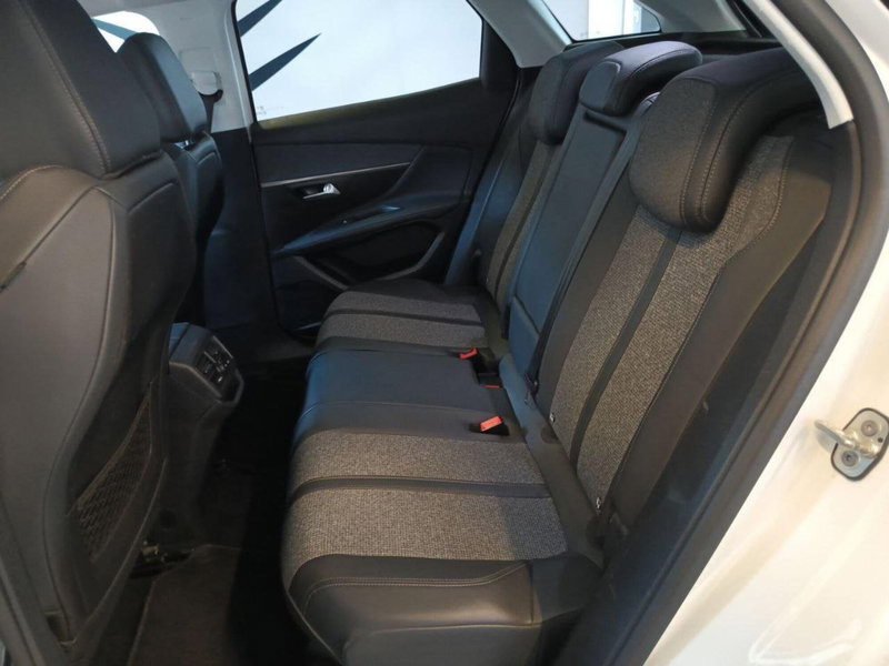 Peugeot 3008 usata a Varese (9)