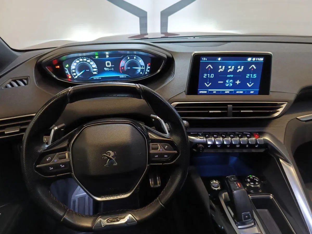 Peugeot 3008 usata a Varese (11)
