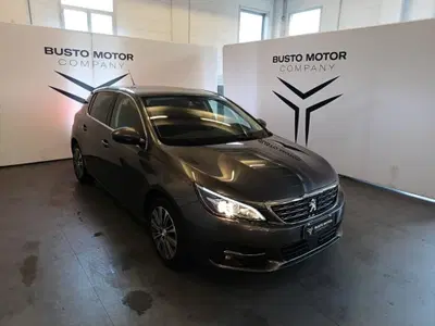 Peugeot 308 PureTech Turbo 130 S&amp;S Allure Pack del 2020 usata a Busto Arsizio