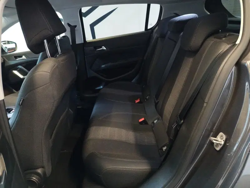 Peugeot 308 usata a Varese (9)