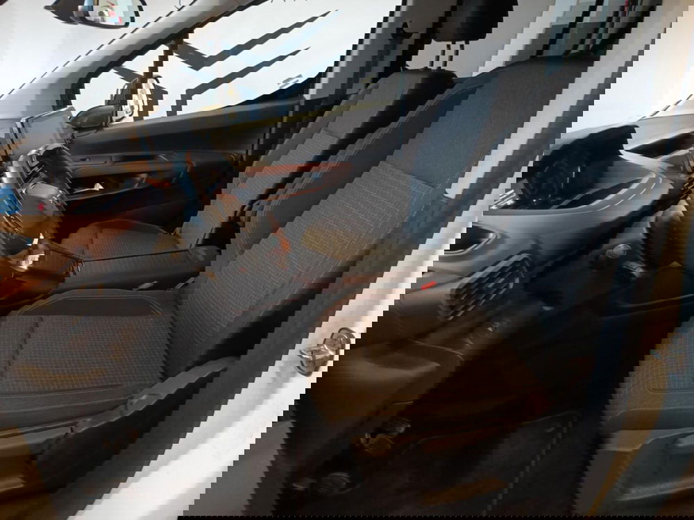 Peugeot Rifter usata a Varese (8)