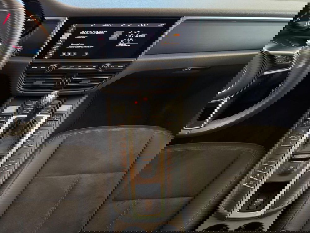 Porsche Macan usata a Varese (16)