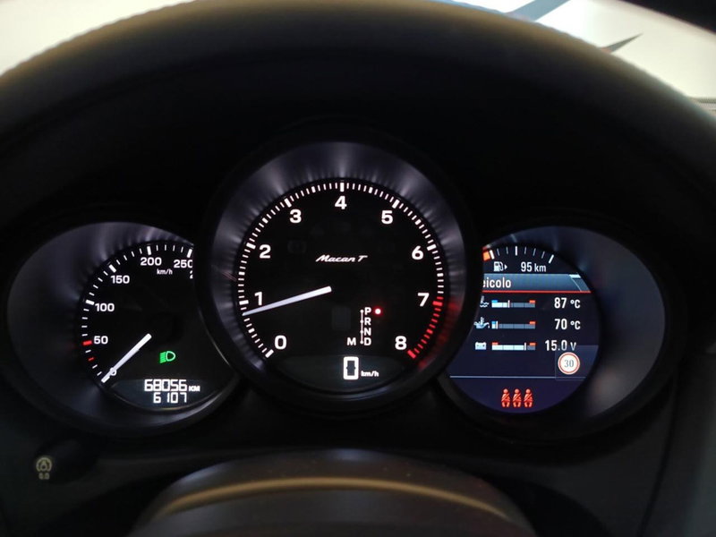 Porsche Macan usata a Varese (16)