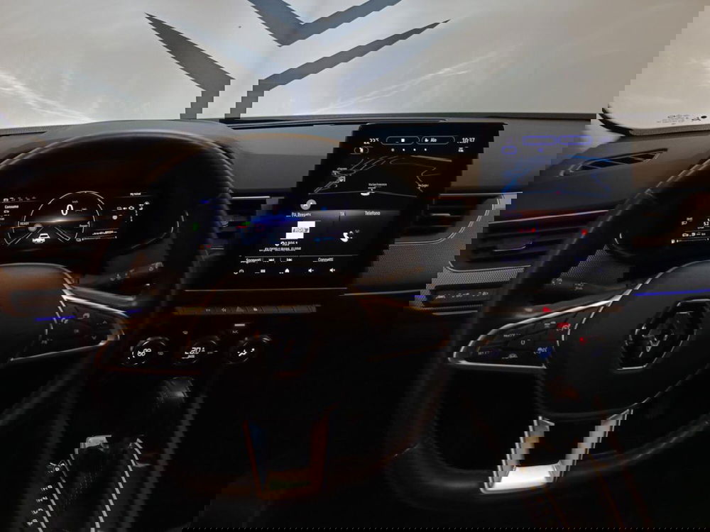 Renault Arkana usata a Varese (11)