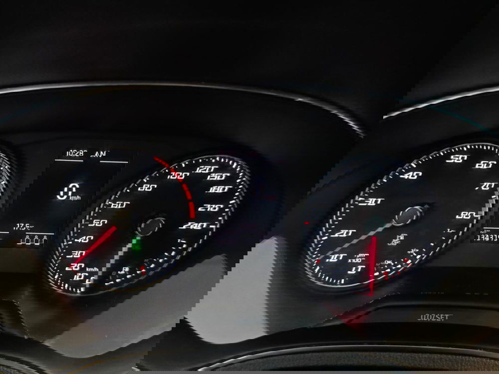 SEAT Arona usata a Varese (11)