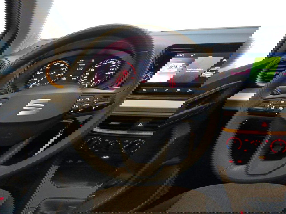 SEAT Arona usata a Varese (13)