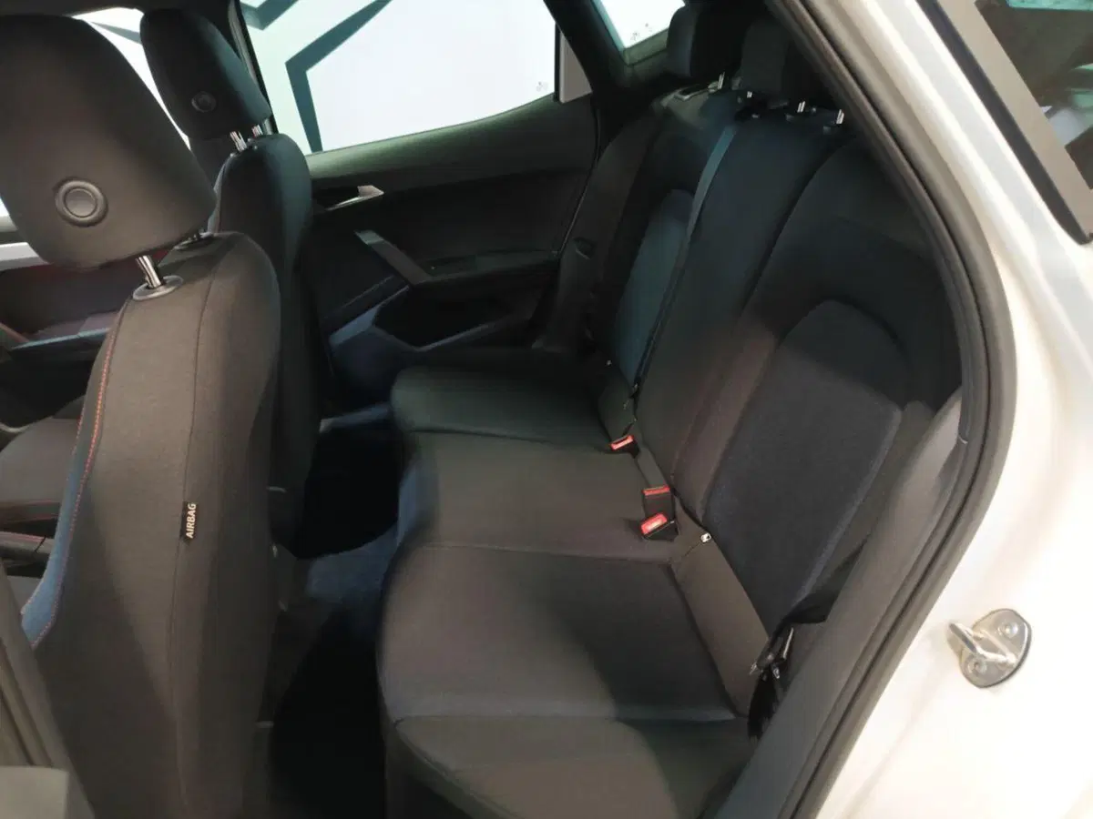 SEAT Arona usata a Varese (9)