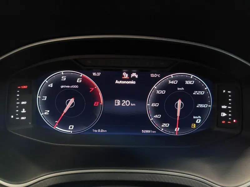 SEAT Arona usata a Varese (12)