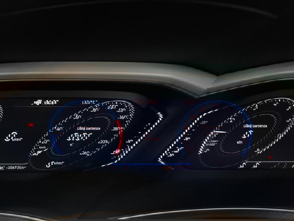 Volkswagen T-Roc Cabrio usata a Varese (12)