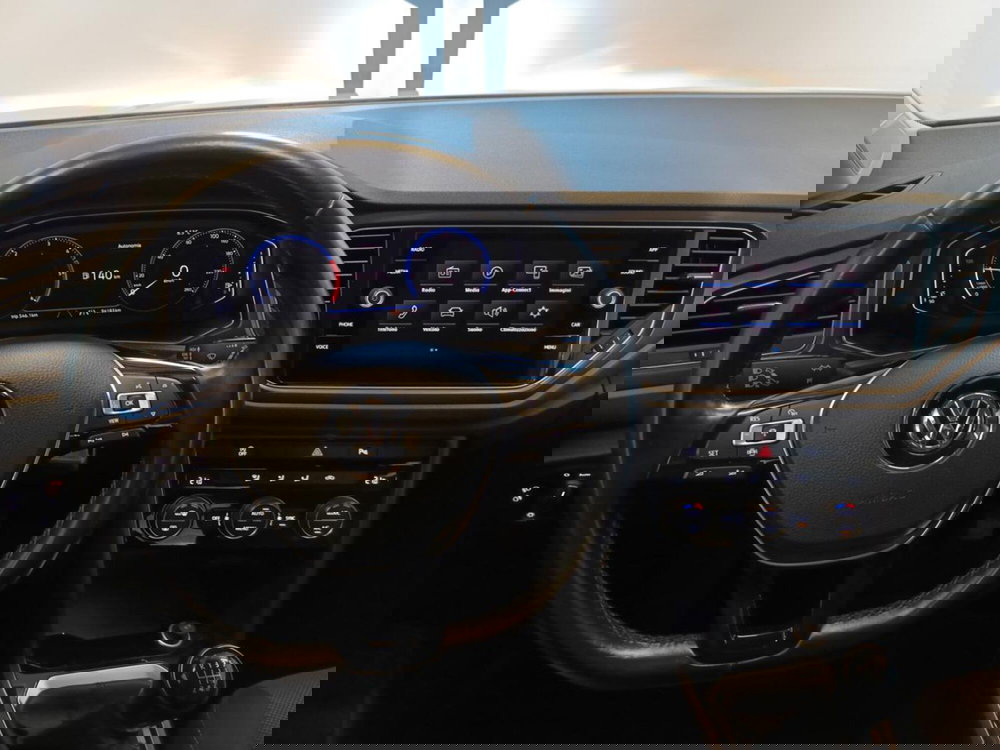 Volkswagen T-Roc usata a Varese (11)