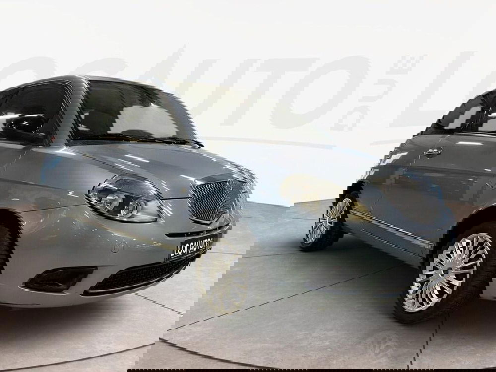 Lancia Ypsilon usata a Torino (2)