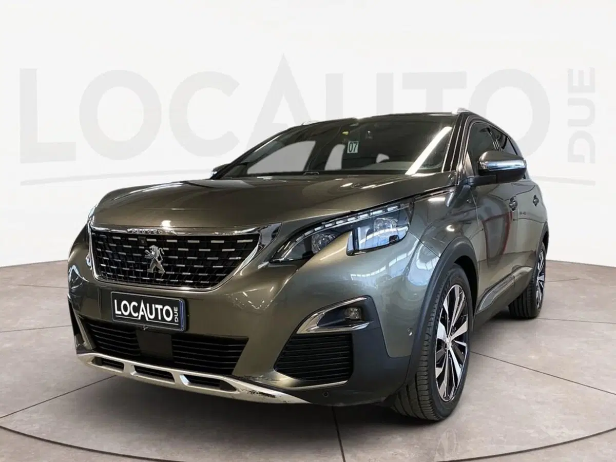 Peugeot 5008 usata a Torino