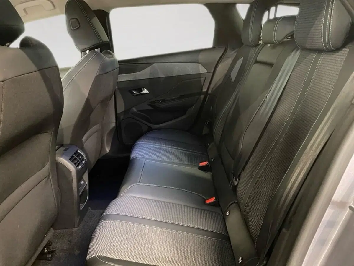 Peugeot 308 SW usata a Torino (8)