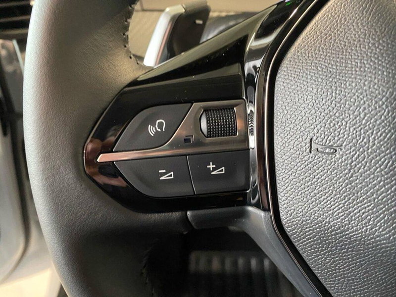 Peugeot 208 nuova a Torino (13)
