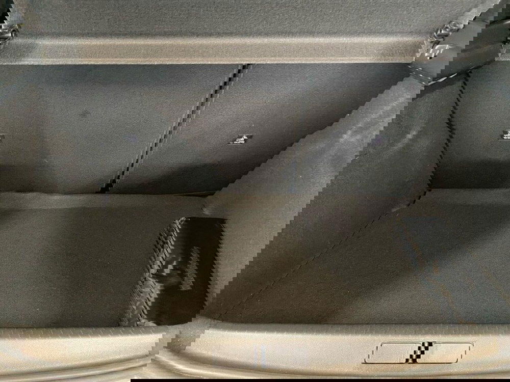 Peugeot 208 nuova a Torino (9)