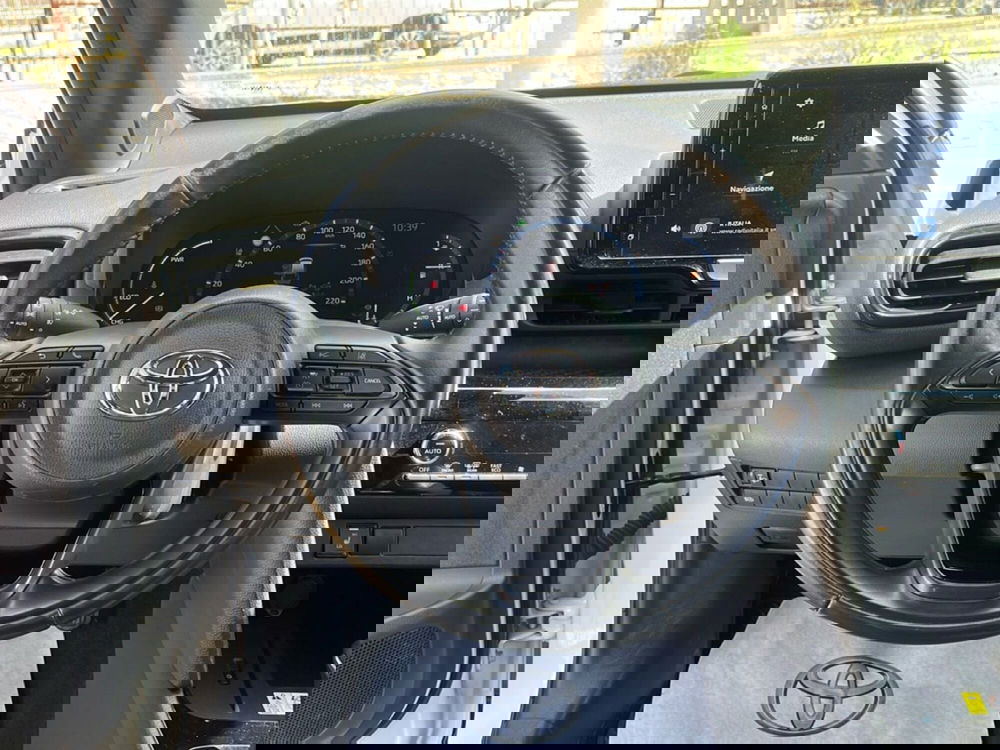 Toyota Yaris Cross usata a Ragusa (11)