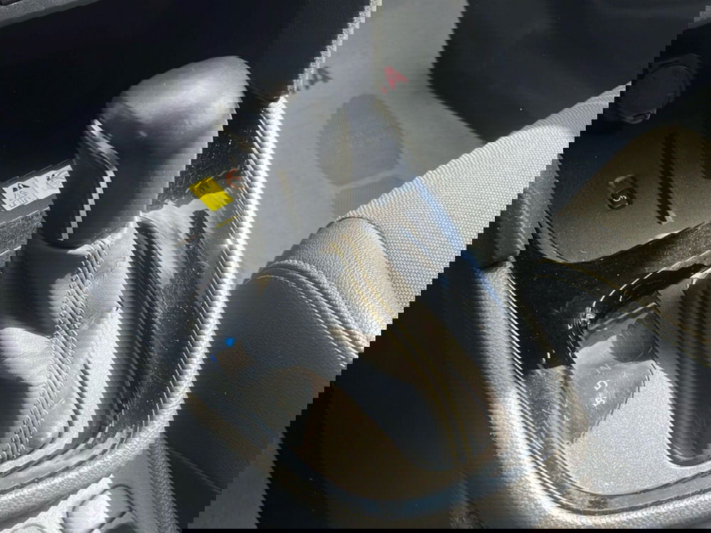 Toyota Yaris Cross usata a Ragusa (16)