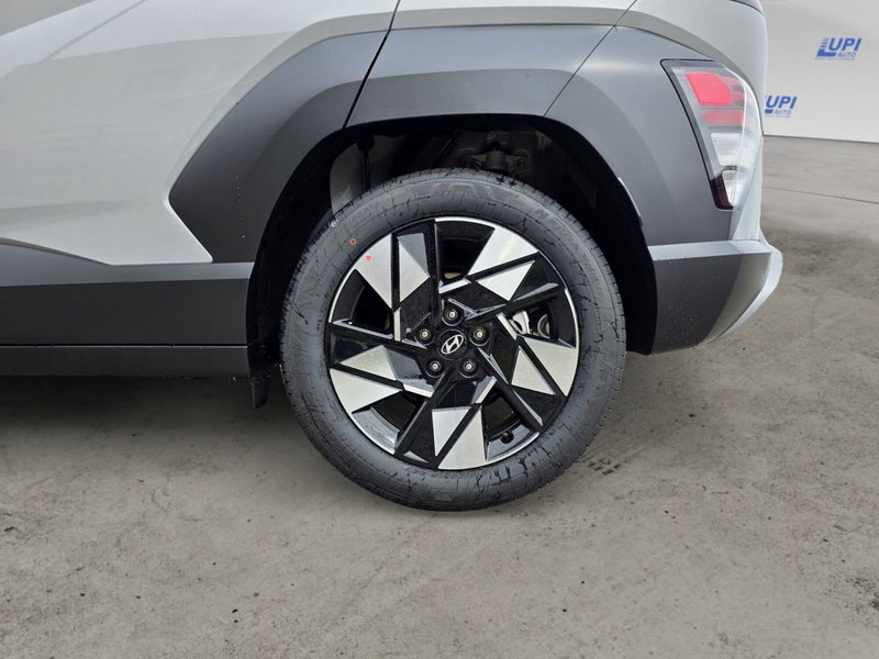 Hyundai Kona nuova a Pistoia (15)