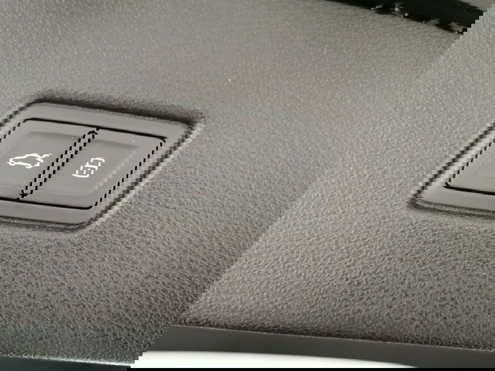 Audi Q5 Sportback usata a Chieti (16)